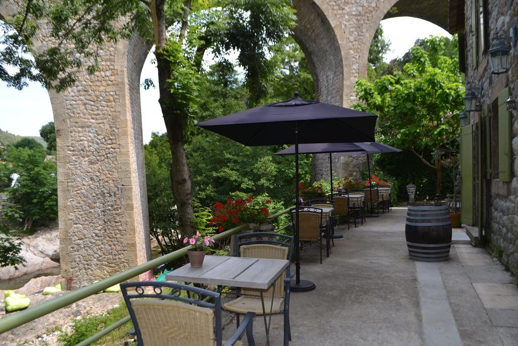 Maison Sous Le Pont Bed & Breakfast Meyras Екстериор снимка